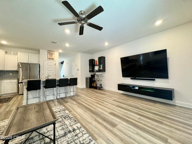 560 Melrose Way, Panama City Beach, FL 32413