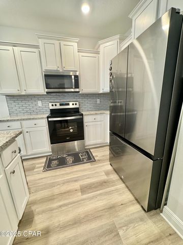 560 Melrose Way, Panama City Beach, FL 32413