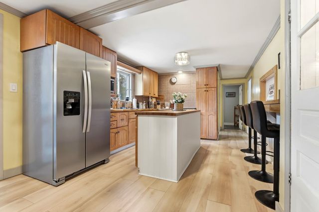 182 S Main Street, Newton, NH 03858