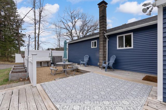 182 S Main Street, Newton, NH 03858