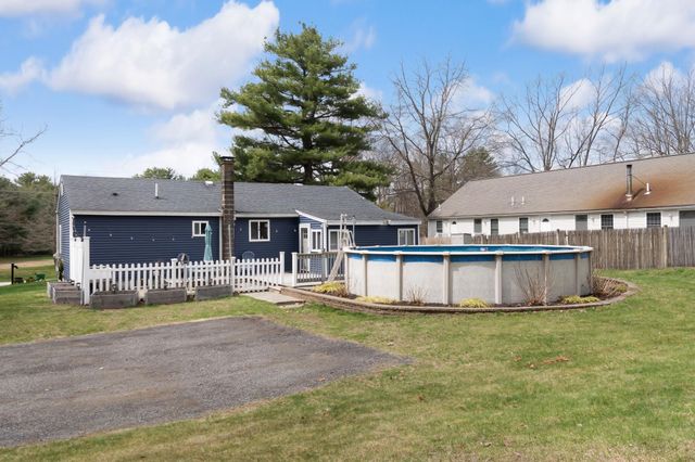 182 S Main Street, Newton, NH 03858