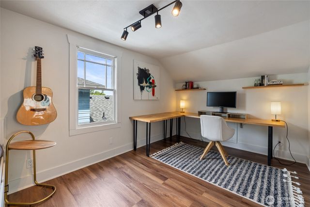 920 N Sheridan Avenue, Tacoma, WA 98403