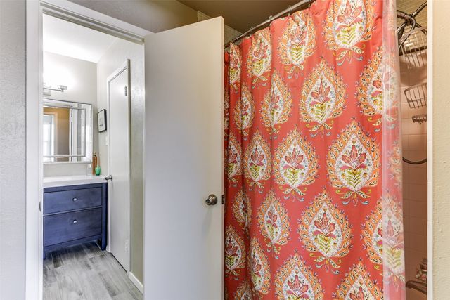 326 E Westview Terrace, Arlington, TX 76013