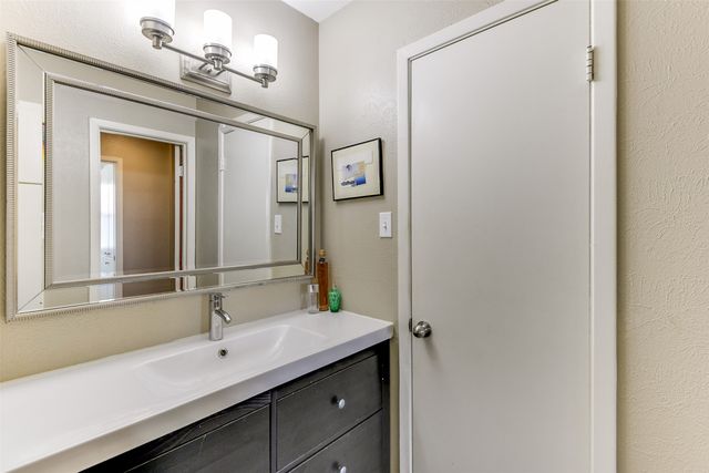 326 E Westview Terrace, Arlington, TX 76013