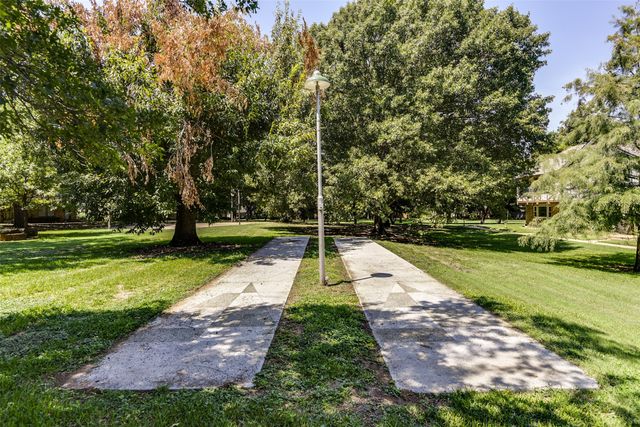 326 E Westview Terrace, Arlington, TX 76013