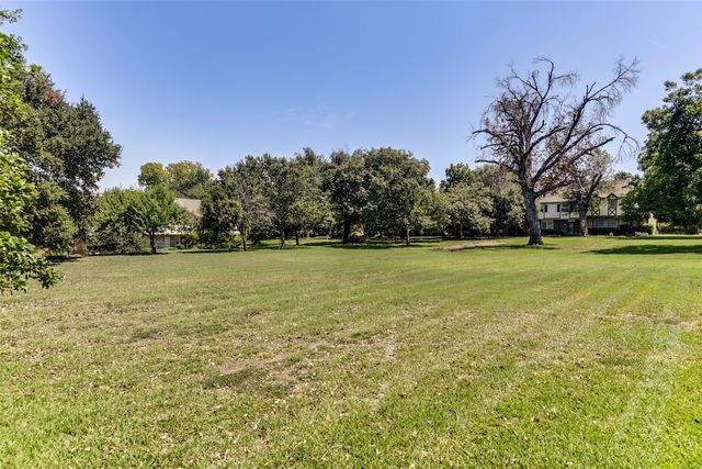 326 E Westview Terrace, Arlington, TX 76013