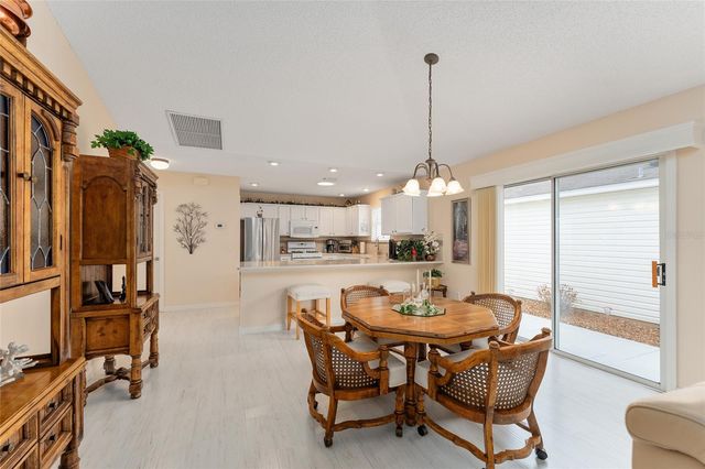 585 LACY PLACE, The Villages, FL 32162