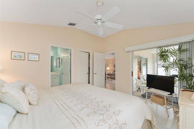 585 LACY PLACE, The Villages, FL 32162