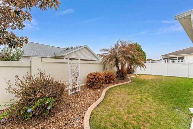 585 LACY PLACE, The Villages, FL 32162