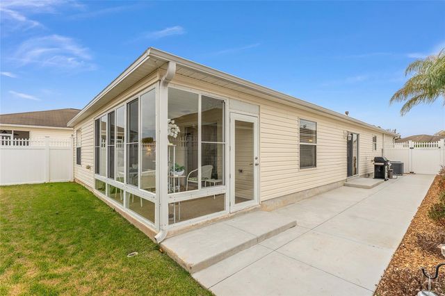 585 LACY PLACE, The Villages, FL 32162