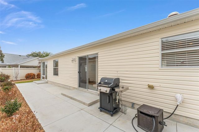 585 LACY PLACE, The Villages, FL 32162