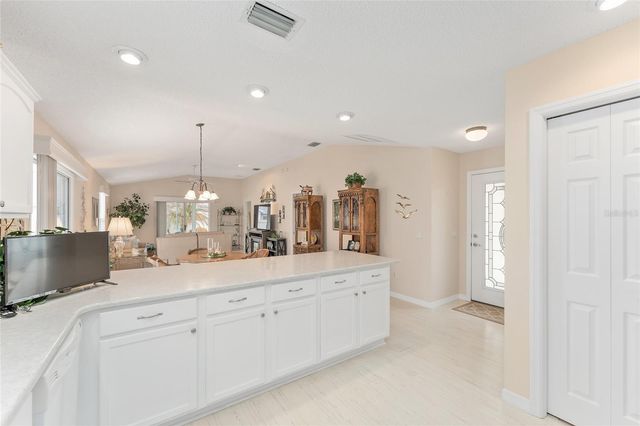 585 LACY PLACE, The Villages, FL 32162