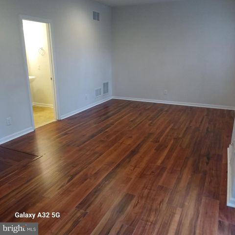 1720 BEACON LN, Warrington, PA 18976