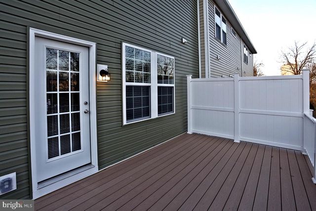 1720 BEACON LN, Warrington, PA 18976