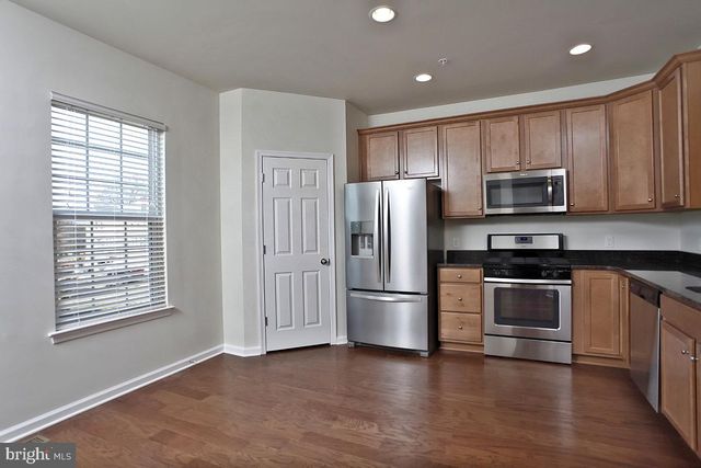 1720 BEACON LN, Warrington, PA 18976