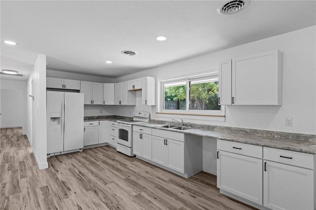 4475 Willow Run Drive, Beavercreek, OH 45430
