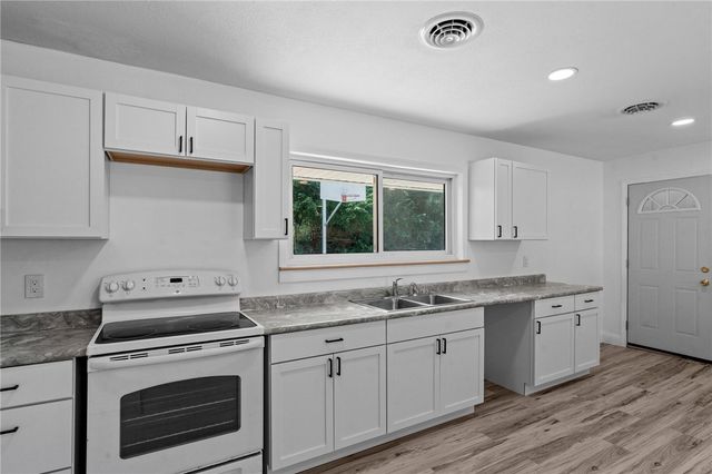 4475 Willow Run Drive, Beavercreek, OH 45430