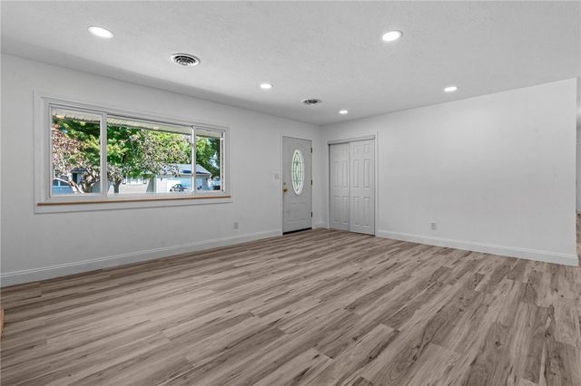 4475 Willow Run Drive, Beavercreek, OH 45430