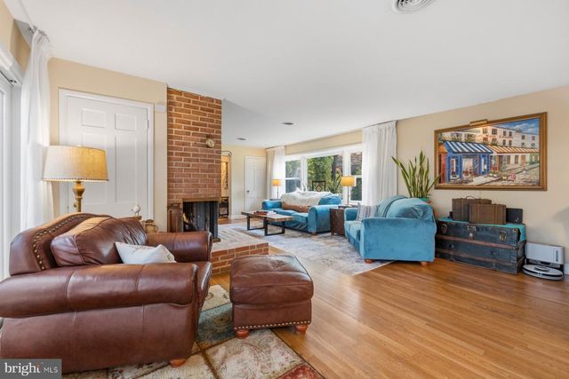 3707 EAST WEST HWY, Chevy Chase, MD 20815