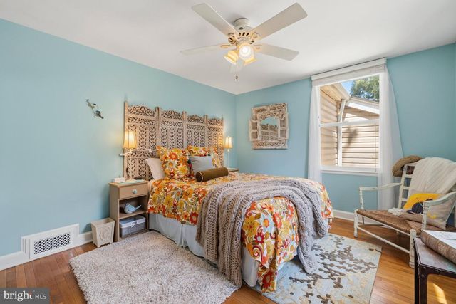 3707 EAST WEST HWY, Chevy Chase, MD 20815