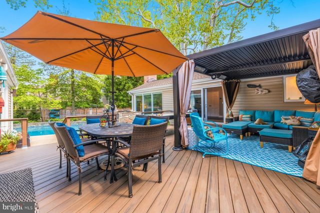 3707 EAST WEST HWY, Chevy Chase, MD 20815