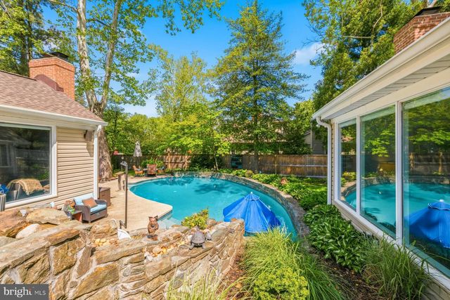 3707 EAST WEST HWY, Chevy Chase, MD 20815