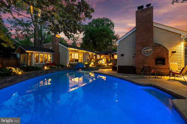 3707 EAST WEST HWY, Chevy Chase, MD 20815