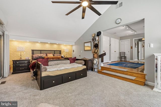 3707 EAST WEST HWY, Chevy Chase, MD 20815