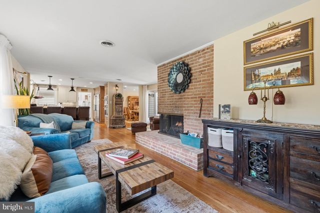 3707 EAST WEST HWY, Chevy Chase, MD 20815