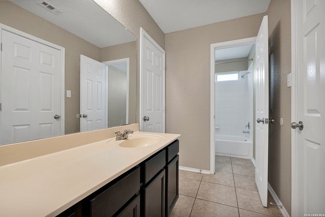 10326 Floore Hollow, San Antonio, TX 78254