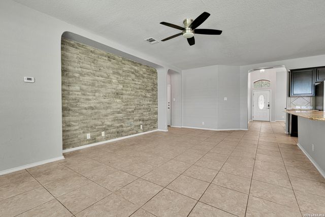 10326 Floore Hollow, San Antonio, TX 78254