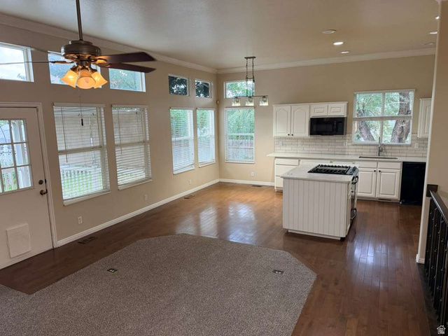 721 W 1960 N, Clinton, UT 84015