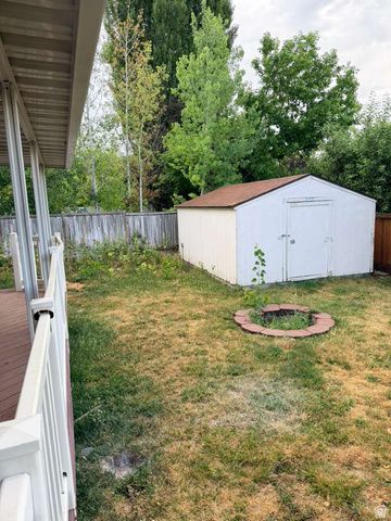 721 W 1960 N, Clinton, UT 84015
