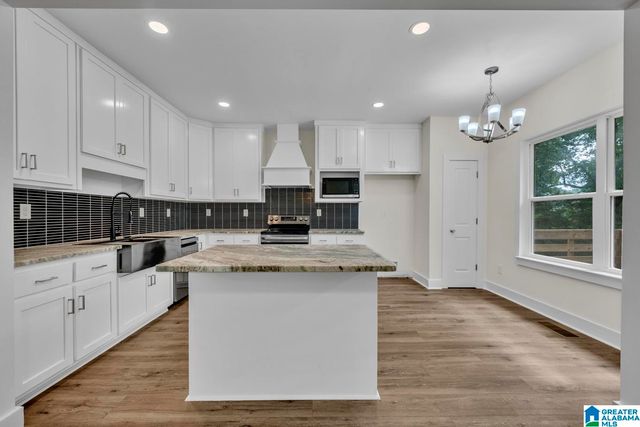 7945 FOREST LOOP, Pinson, AL 35126