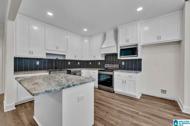 7945 FOREST LOOP, Pinson, AL 35126