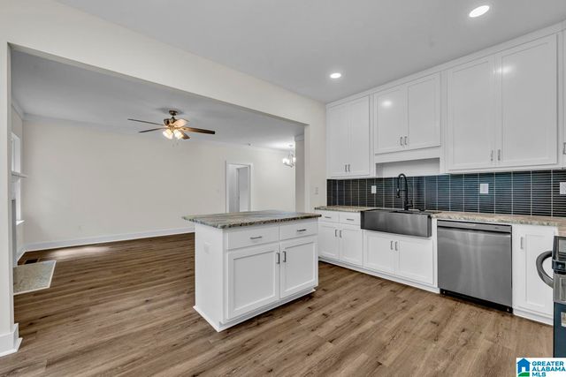 7945 FOREST LOOP, Pinson, AL 35126