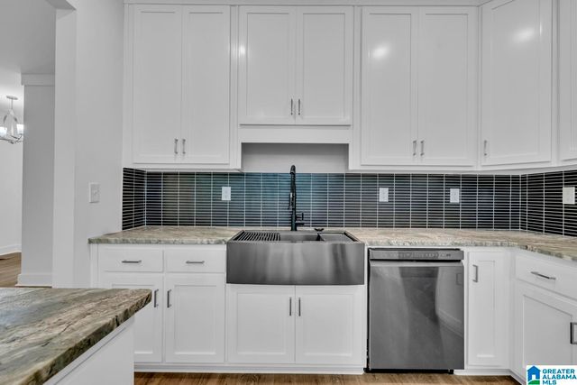 7945 FOREST LOOP, Pinson, AL 35126