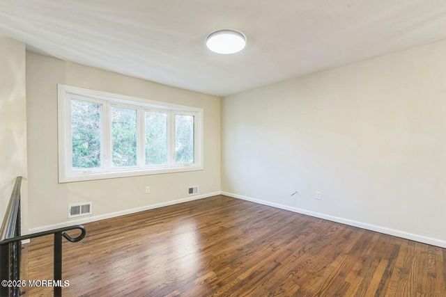 1575 Deer Hollow Drive, Toms River, NJ 08753