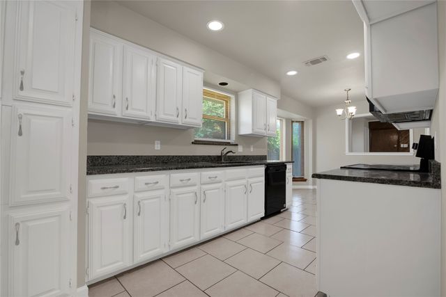 1733 Brighton Drive, Carrollton, TX 75007