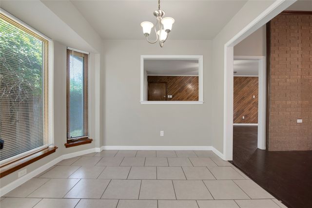 1733 Brighton Drive, Carrollton, TX 75007