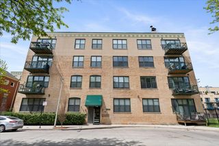 2512 N Bosworth Avenue 208, Chicago, IL 60614