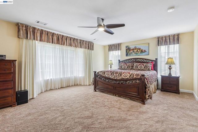 5305 Willow Glen Pl, Castro Valley, CA 94546