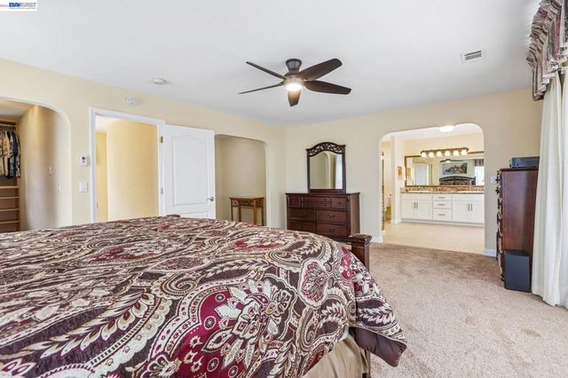 5305 Willow Glen Pl, Castro Valley, CA 94546