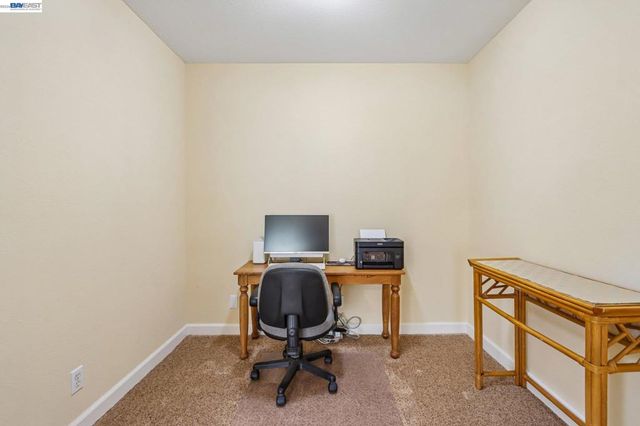 5305 Willow Glen Pl, Castro Valley, CA 94546