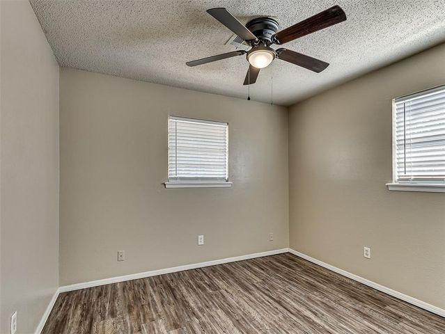 9404 S Winston Way, Oklahoma City, OK 73139