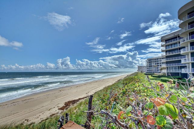 3390 S Ocean Boulevard 305, Palm Beach, FL 33480