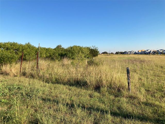 591 W San Gabriel PKWY, Leander, TX 78641