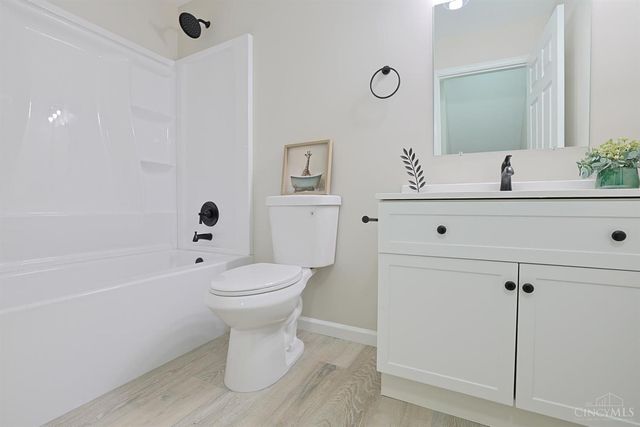 6029 Waldway Lane, Cincinnati, OH 45224
