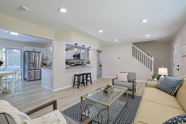 6029 Waldway Lane, Cincinnati, OH 45224