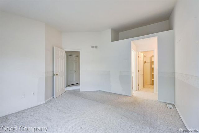 7354 Birkshire, West Bloomfield, MI 48322